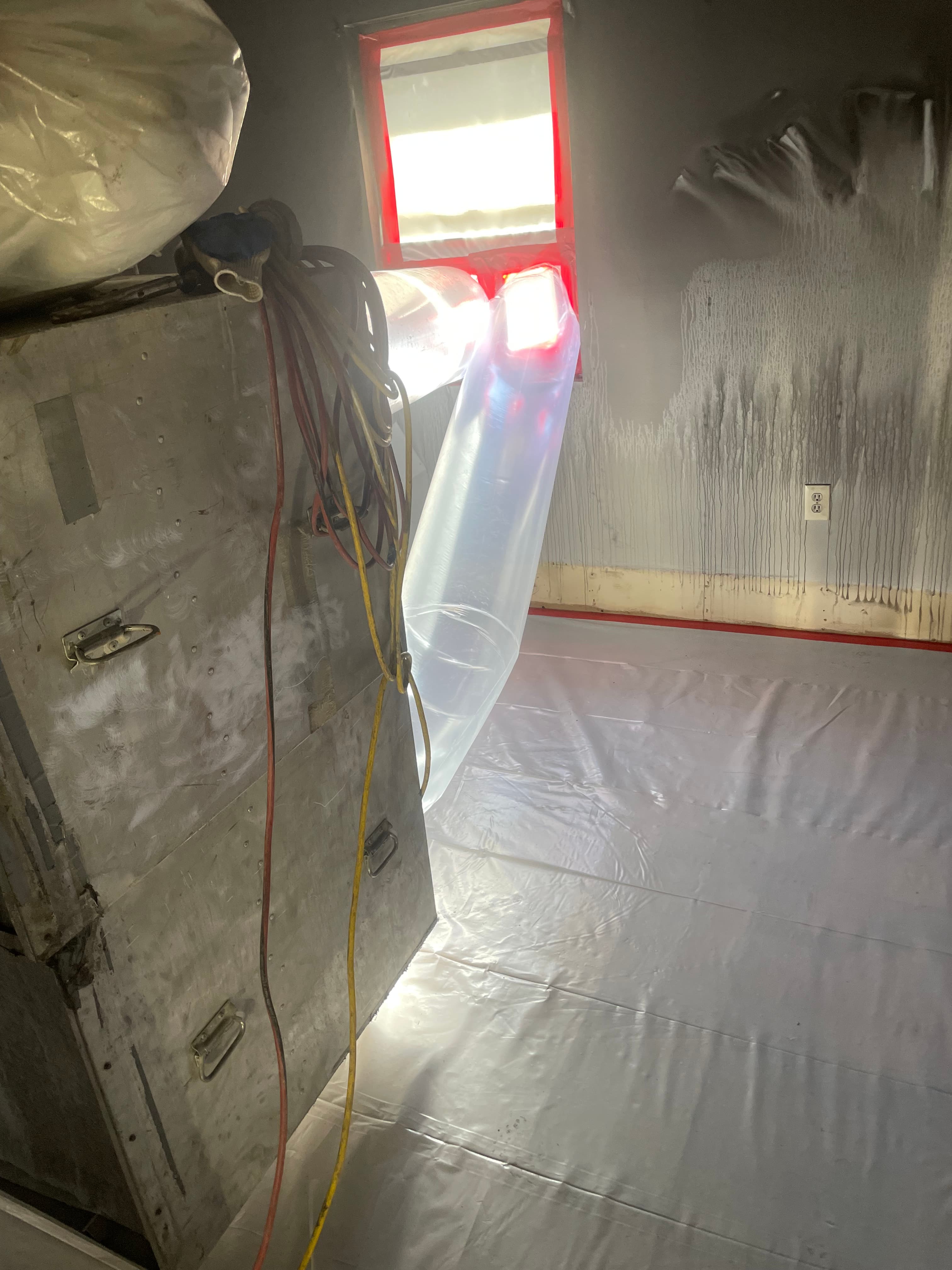 Asbestos plaster removal