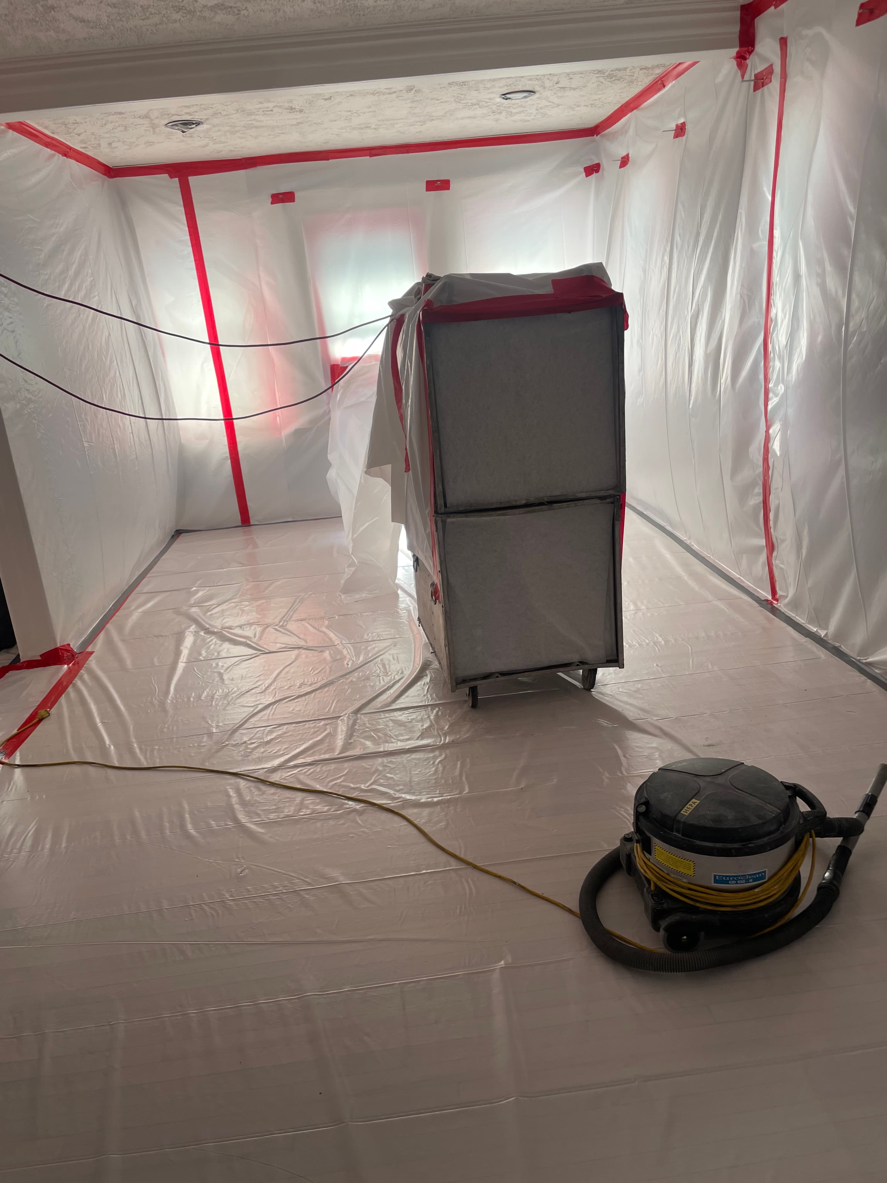 Asbestos popcorn ceiling abatement